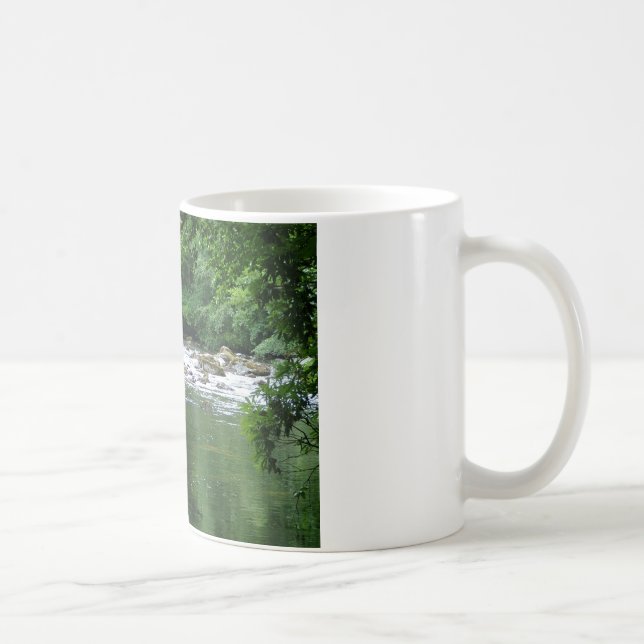 Caneca De Café Corrente das montanhas (Direita)