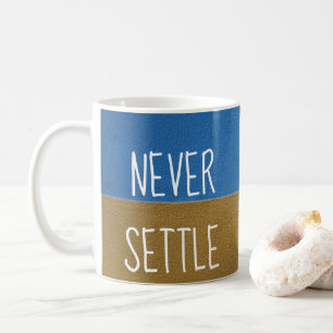 Caneca De Café Cotação Motivacional Azul e Dourada NUNCA DEFINI