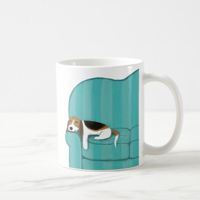Caneca De Café Couch Beagle Feliz | Cachorro-dormente | Arte Pet (Direita)