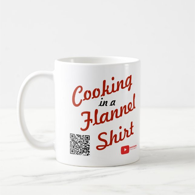 Caneca De Café Cozinhar em uma camisa de flanela (Esquerda)