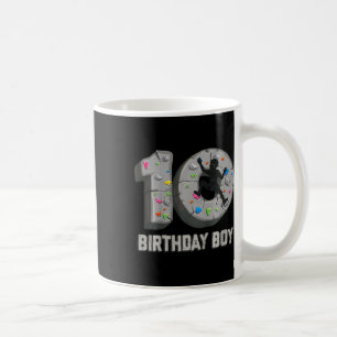 Caneca De Café Crianças de 10 anos de idade fazendo escalada no a