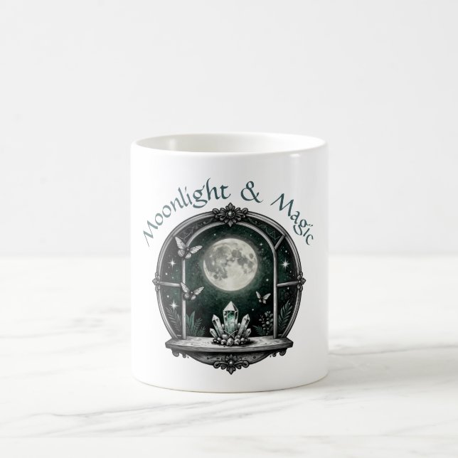 Caneca De Café Cristais & Lua Cheia com Arte de Bruxa de Mariposa (Centro)