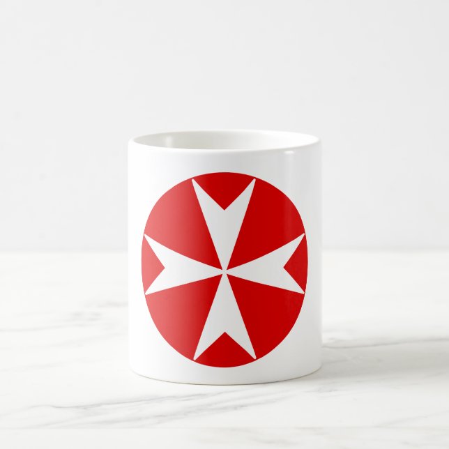 Caneca De Café Cross Of Malta v2 (branco a vermelho) (Centro)