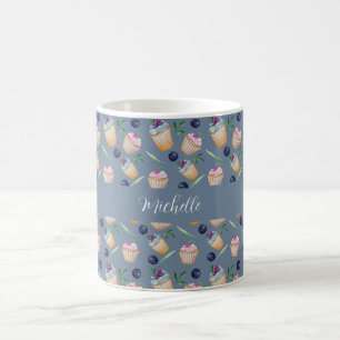 Caneca De Café Cupcakes Azuis e Frutas Padrão Aquarela