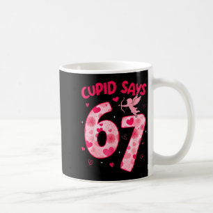 Caneca De Café Cupido diz 67 seis sete dia dos namorados meninos