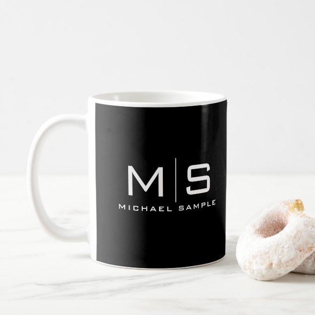 Caneca De Café Custom Name Monogram Elegant Black And White (Com Donut)