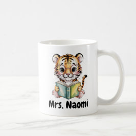 Caneca De Café Cute Baby Tiger Reading a Book Custom