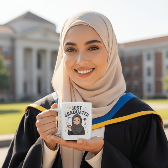 Caneca De Café Cute Hijab Graduation Girl Just Graduated  (Criador carregado)