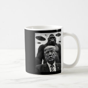 Caneca De Café Cute Trump Bigfoot Selfie Com Ufos Estranho Alien