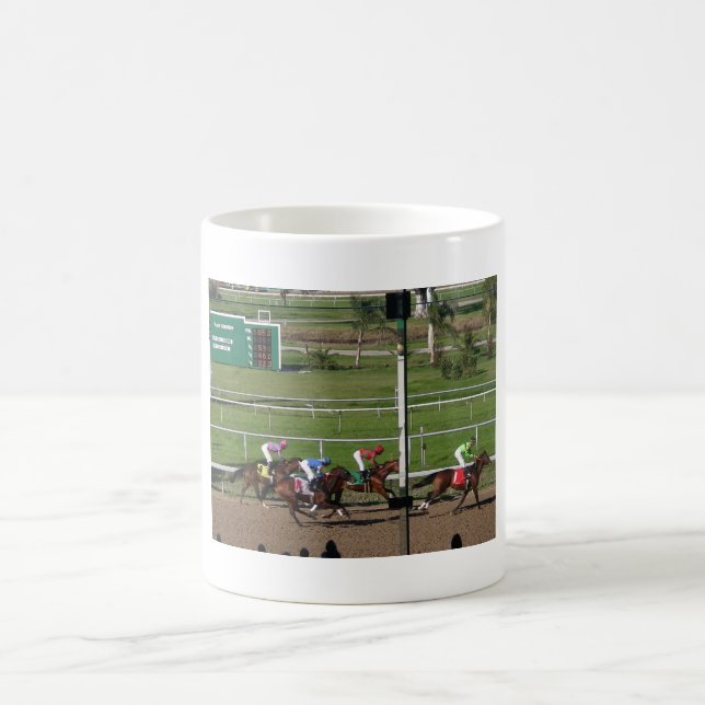Caneca de café da corrida de cavalos (Centro)