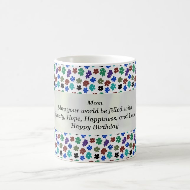 Caneca de café da mamã do feliz aniversario (Centro)