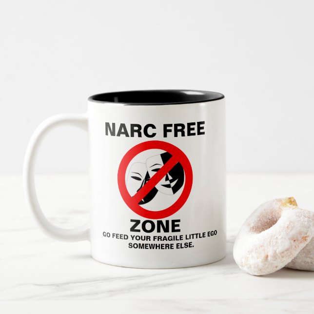 Caneca de café da zona franca de Narc (Com Donut)