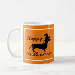 Caneca De Café Dachshund feliz do chapéu da bruxa de Halloweenie