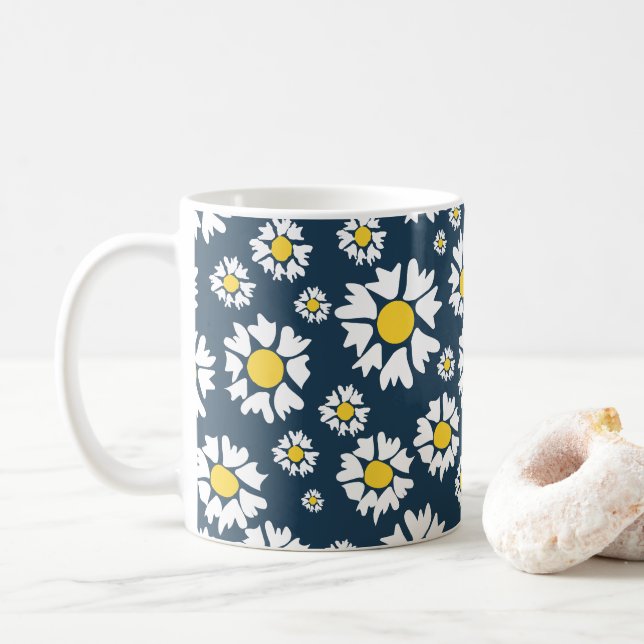 Caneca De Café Daisy Pattern, Floral Pattern, White Daisies (Com Donut)