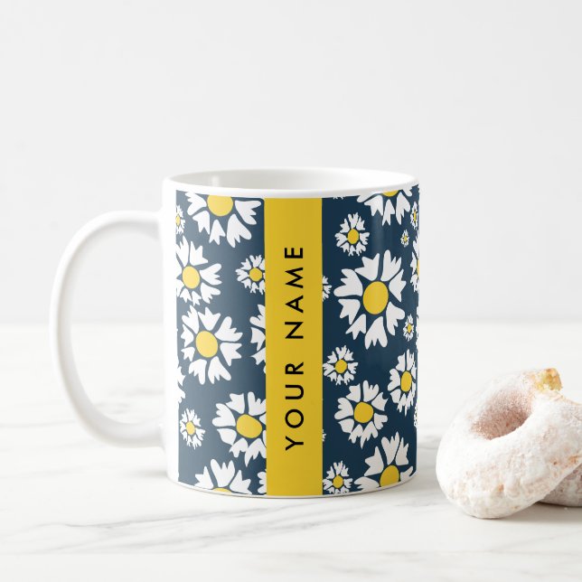 Caneca De Café Daisy Pattern, White Daisies, Seu Nome (Com Donut)