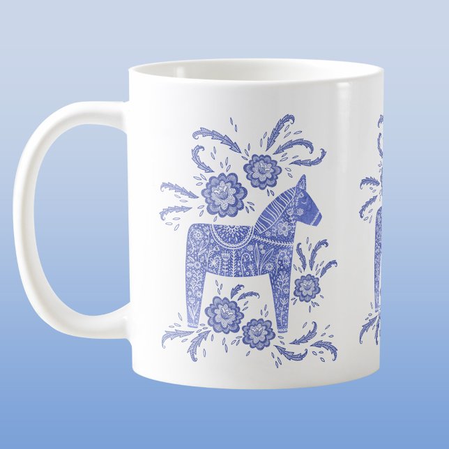 Caneca De Café Dala Hormonas Suecas Periwinkle Azul e Branco (Swedish Dala horse blue and white folk art coffee mug)