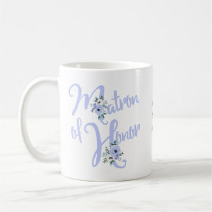 Caneca De Café Dama de Honra Floral Carta Azul Empoeirado Persona