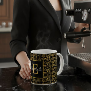 Caneca De Café Damasco Floral Preto e Dourado Monogramado Real