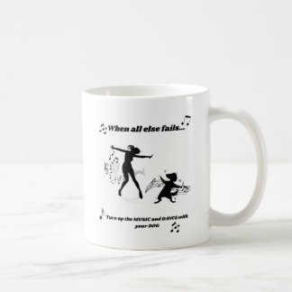 Caneca De Café Dança Com Seu Cachorro