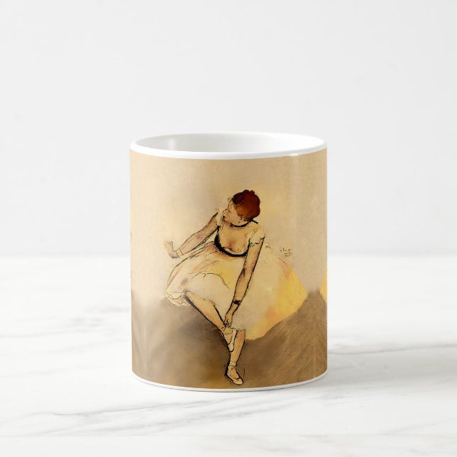 Caneca De Café Dançarina Ajustando Seu Slipper, Degas Art (Centro)
