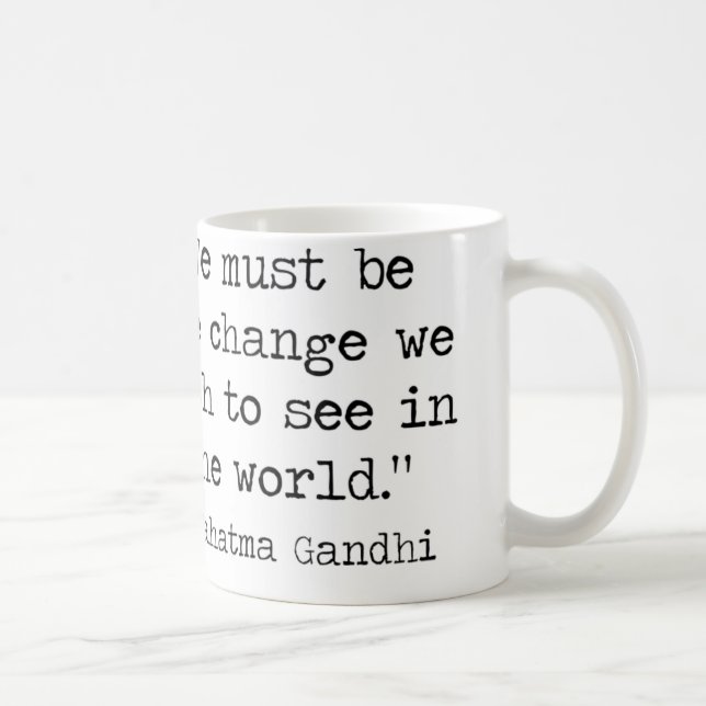 Caneca de café das citações de Gandhi (Direita)