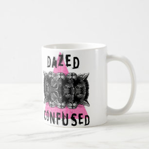 CANECA DE CAFÉ DAZED E CONFUNDIDO