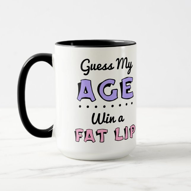 Caneca de Café de 425ml 'Adivinhe Minha Idade' (Esquerda)