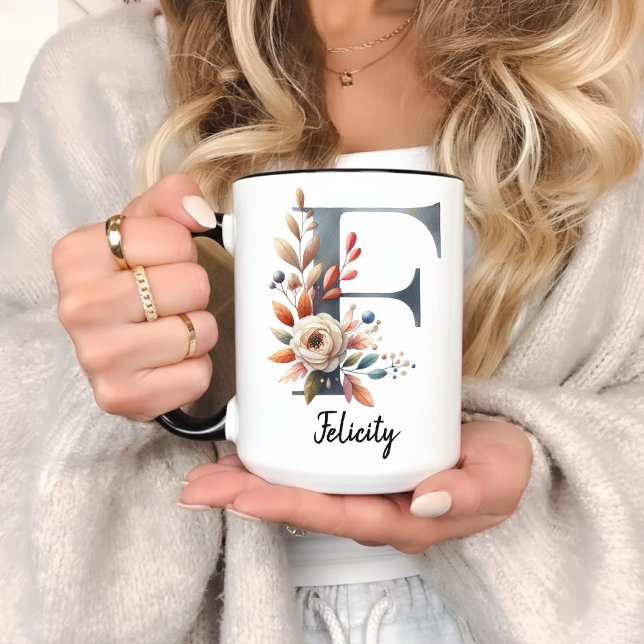 Caneca de Café de Flores Silvestres Personalizada  (birth month flower mug, custom floral monogram gift, custom birth flower, personalized grandma gift,)