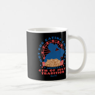 Caneca De Café De Julho Tradição de Cachorro Quente Comendo Concu