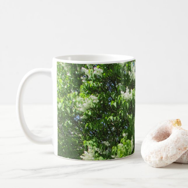 Caneca de Café de Lilases Brancas Lindas (Com Donut)