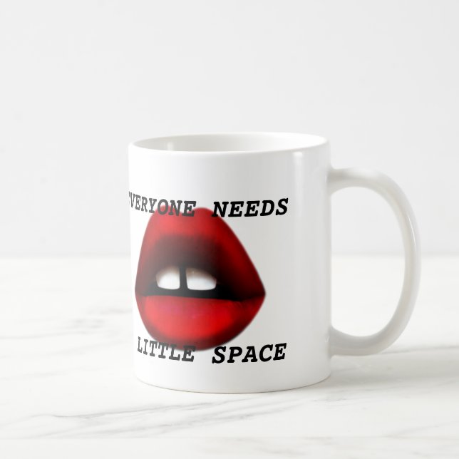 Caneca de café de menina dentada (Direita)