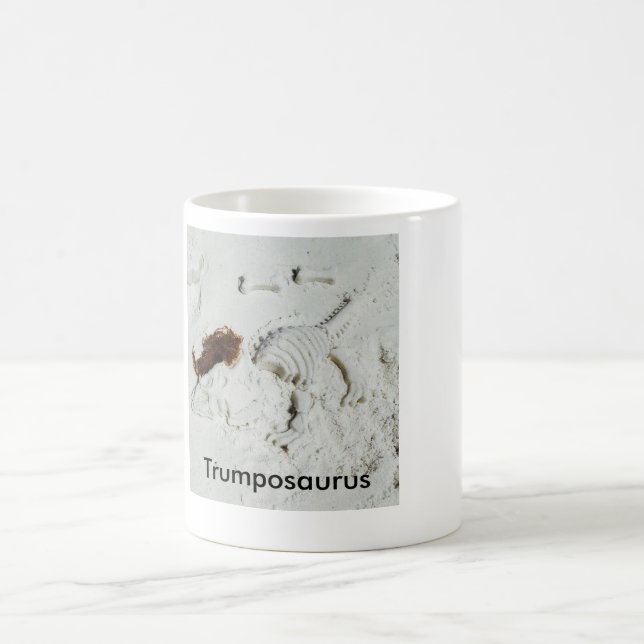 Caneca de café de Trumposaurus Donald Trump (Centro)