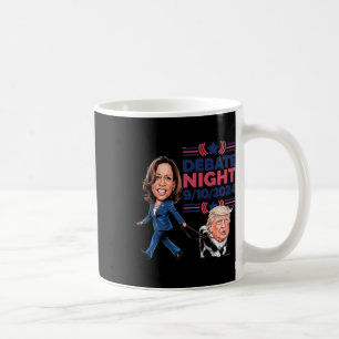 Caneca De Café Debate Noite Descoberto Engraçado Cachorro Kamala