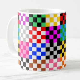 Caneca De Café Desenho de padrão xadrez colorido em patchwork 
