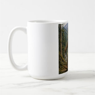 Caneca De Café Design de caminhada na floresta da montanha do Pé 