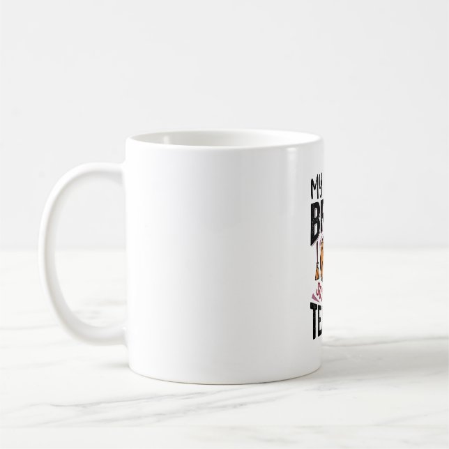 Caneca De Café Design de Vetor de Vassoura de Professor de Hallow (Esquerda)