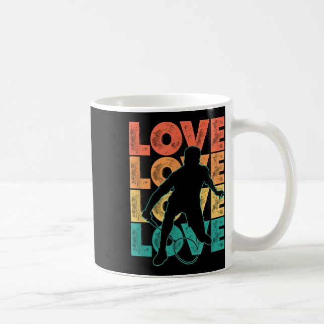 Caneca De Café Design Gráfico Tema Eu Amo Badminton Retro  (Direita)