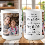 Caneca De Café Dia de as mães de Fotografias Personalizado 2 do P<br><div class="desc">Apresentamos nossa caneca de café Dia de as mães, especialmente projetada para mães de bônus, mães de passo e mães que ocupam um lugar especial em nossos corações. Esta caneca moderna e na moda apresenta a mensagem comovente: "Você pode não ter me dado o dom da vida, mas a vida...</div>