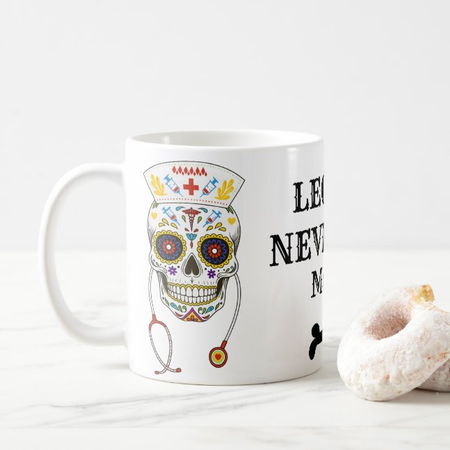 Caneca De Café Dia De Los Muerto Mexicano da Enfermeira Morta (Com Donut)