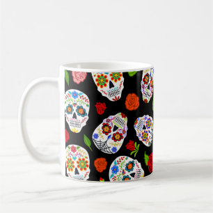 Caneca De Café Dia Los Muertos: padrão de crânios de açúcar.