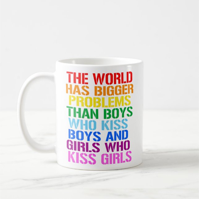 Caneca De Café Direitos LGBTQ O mundo tem problemas maiores (Esquerda)