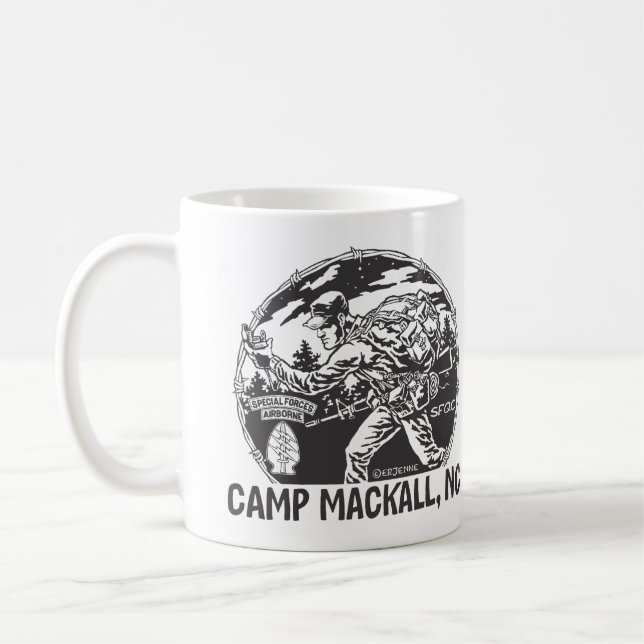 Caneca De Café Do "aba longa de Mackall acampamento" - (Esquerda)