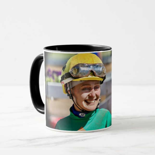 Caneca de café do jóquei Jackie Davis (Frente Esquerda)