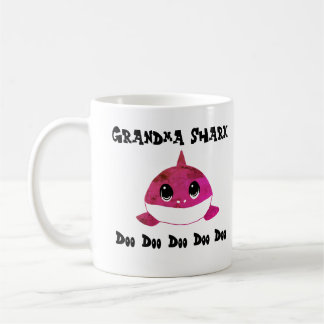 Caneca de café do tubarão da avó
