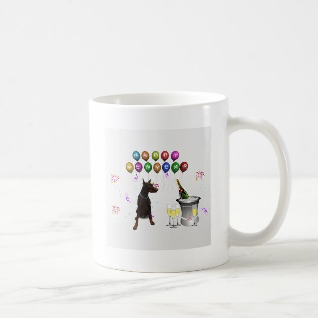 Caneca De Café Doberman Pinscher desejando o Feliz ano novo 2016 (Direita)