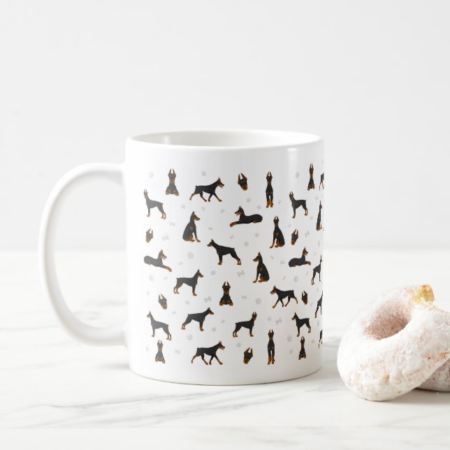 Caneca De Café Doberman Pinscher dog (Com Donut)