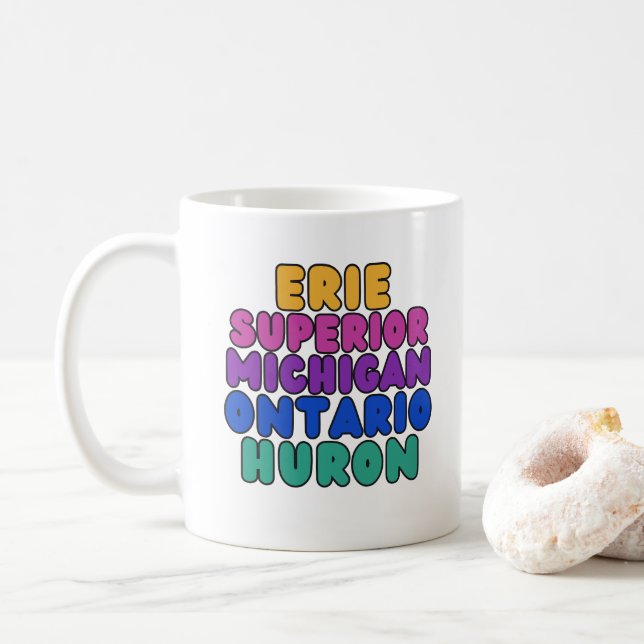 Caneca de Café dos Grandes Lagos com Texto Arco-Ír (Com Donut)