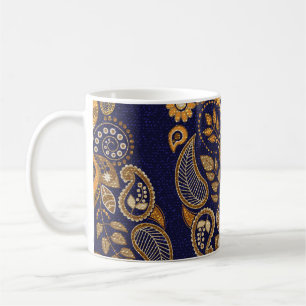 Caneca De Café Dourado e azul, padrão floral sem costura.