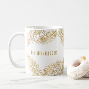 Caneca De Café Dourado Pinecones e Agulhas de Pinus Natal