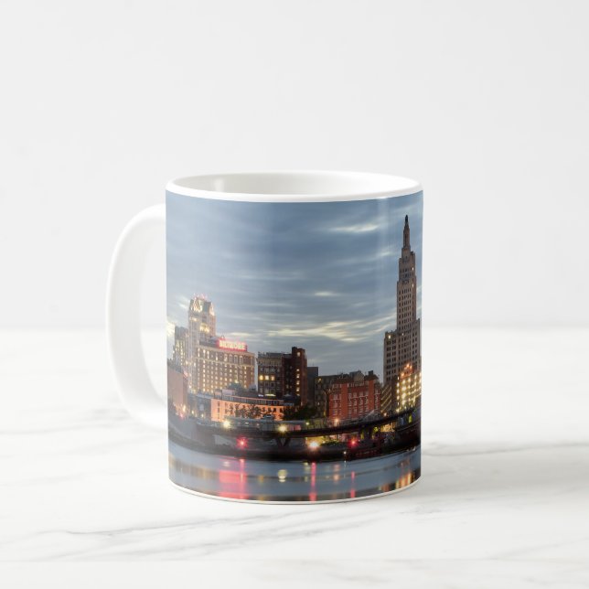Caneca De Café Downtown Providence Reflections (Frente Esquerda)